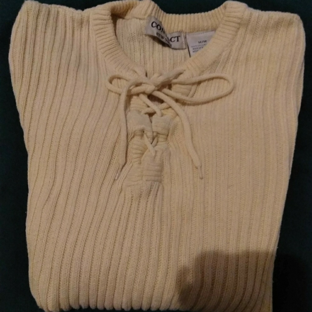 Yellow sweater